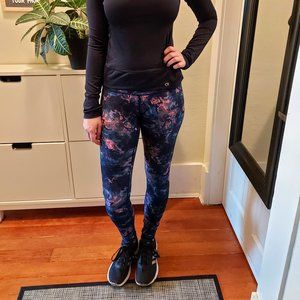 Lululemon size 6 wunder under pants